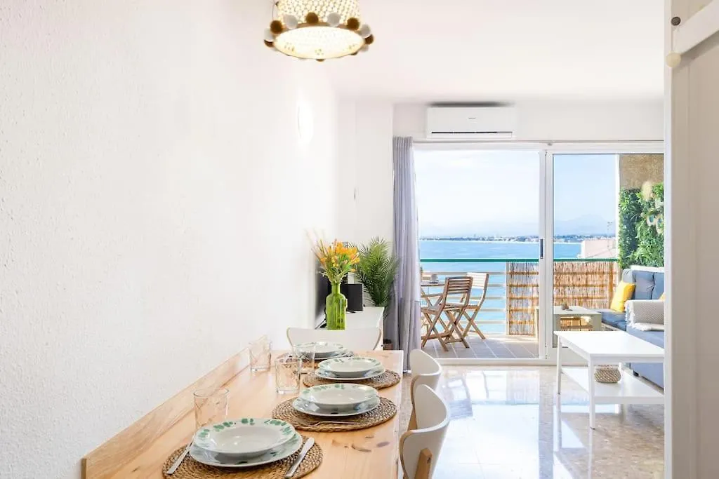 1ªlinea Mar-Piscina-Wifi-Portaventura-Luxury-Chill5 Apartment Salou 0*,